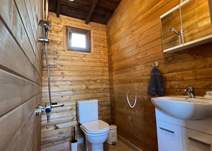 Kamp alanı лятна каравана “айтата” *